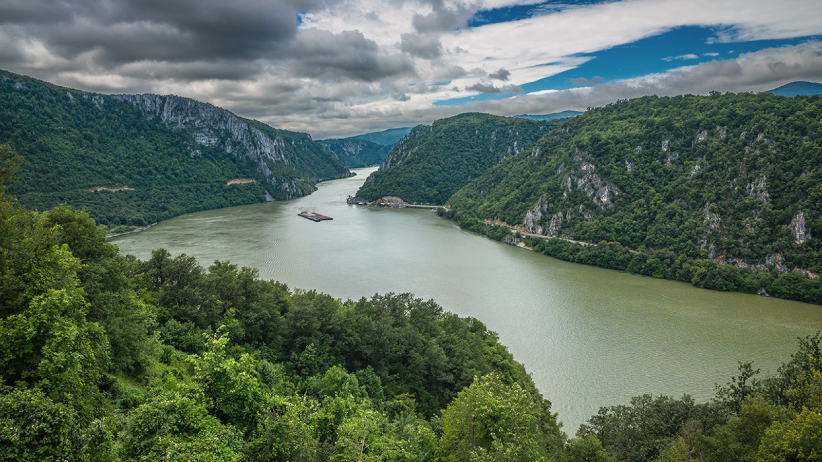 Plimbare pe Dunăre cu Ski Nautic
